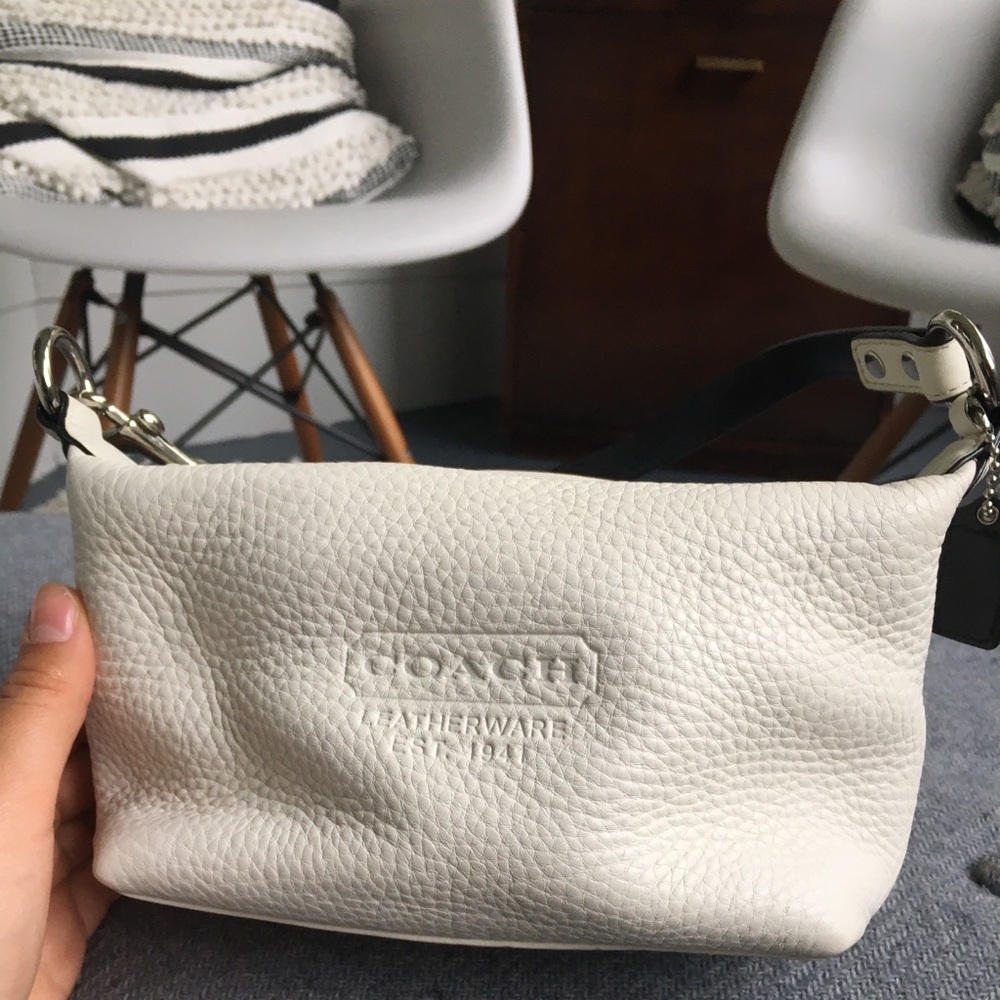 Coach white shoulder bag